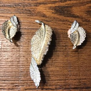 Vintage brooch and clip on earrings